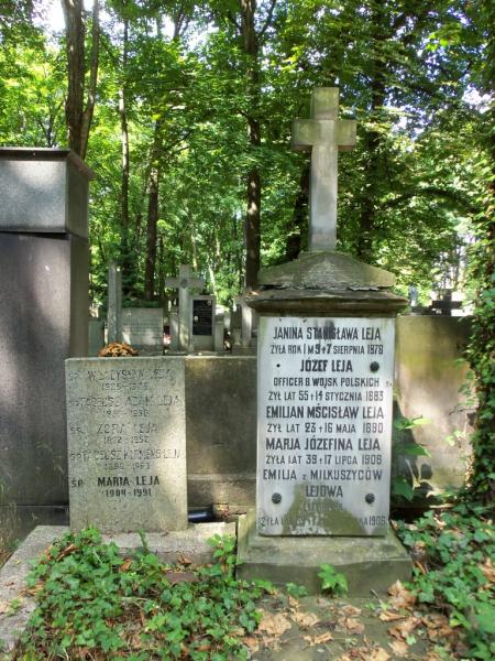 Emilia Lejowa Cmentarz Powązki_grób/grave